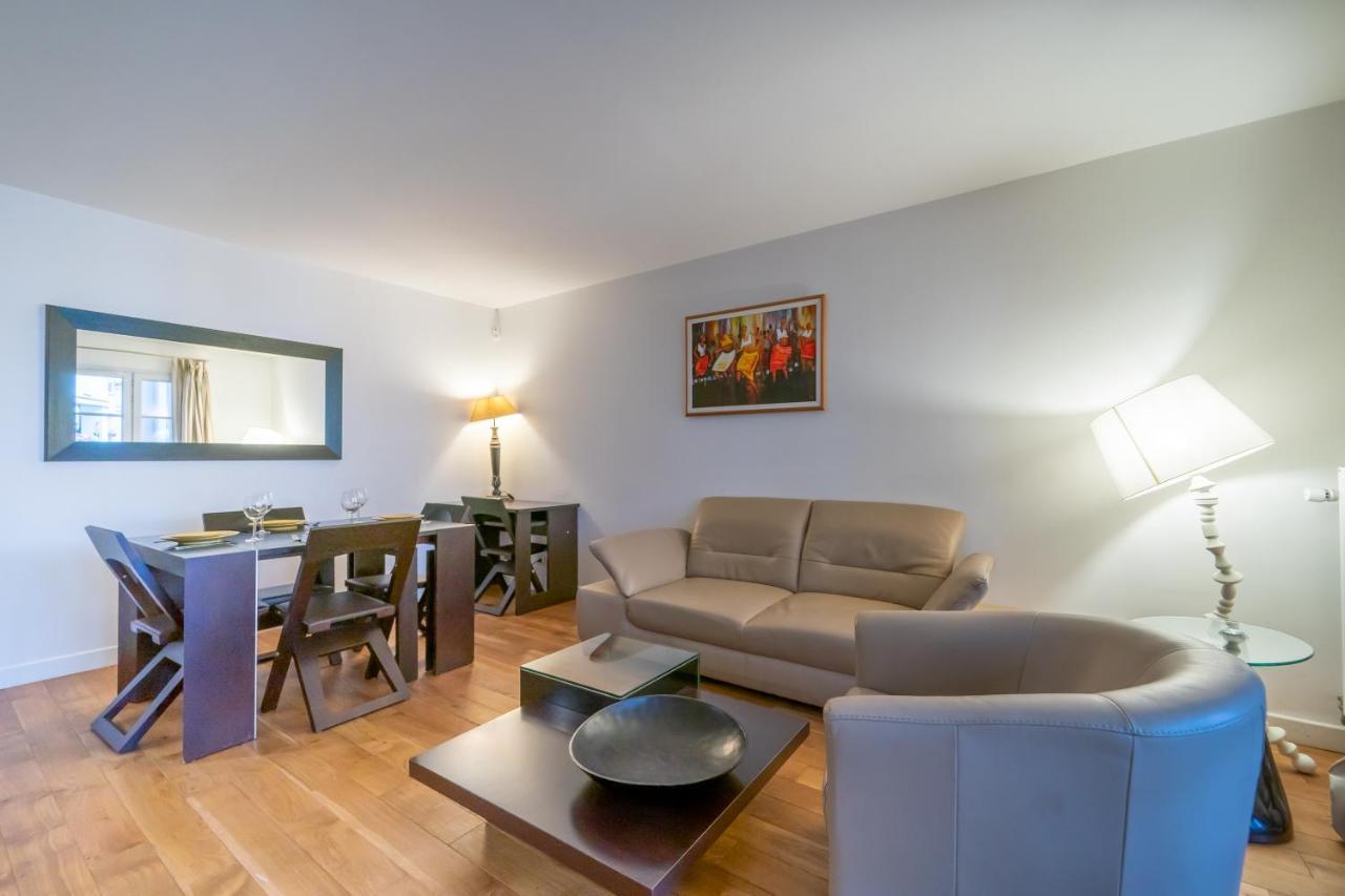 Havre De Paix - Appt Avec Terrasse Apartment Courbevoie Bagian luar foto